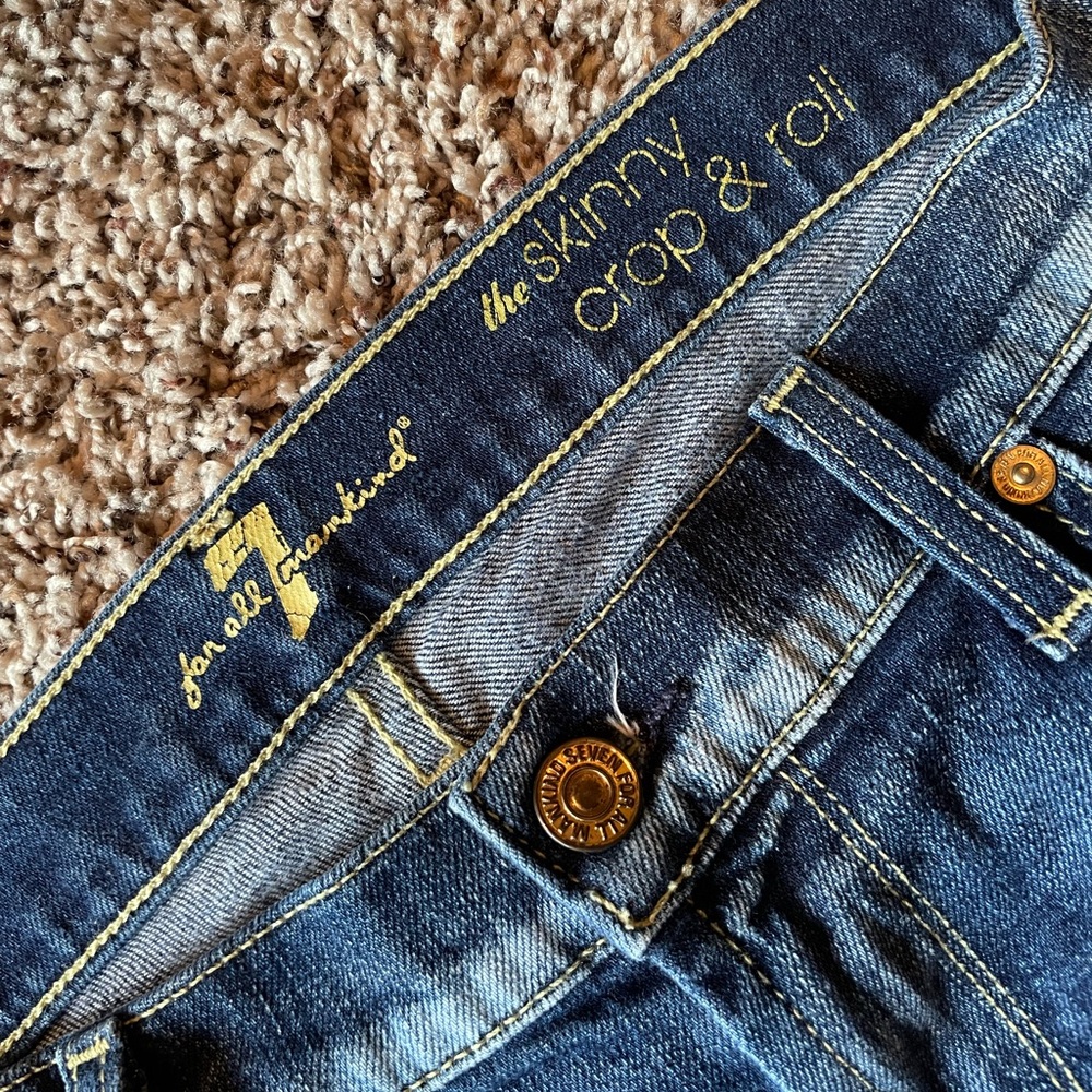 7s Sevens 7 for all Mankind The Skinny Crop & Roll capri Size 27 EUC Made in USA